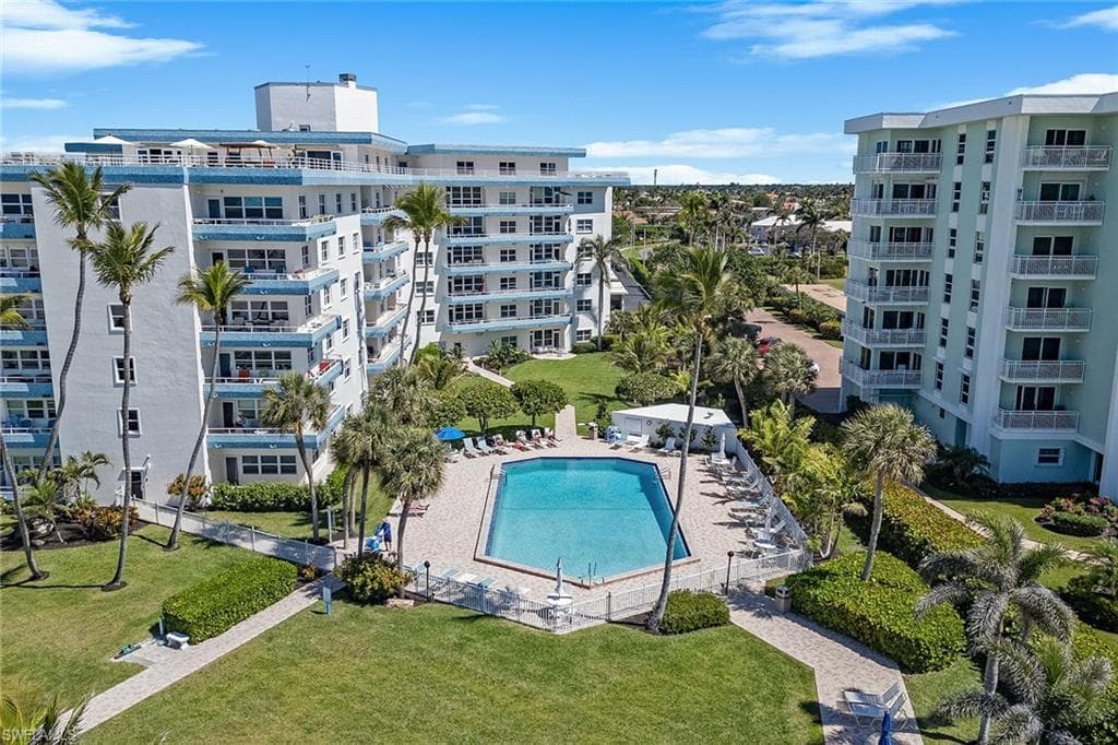 220 Seaview Ct 216, Marco Island, FL 34145-31
