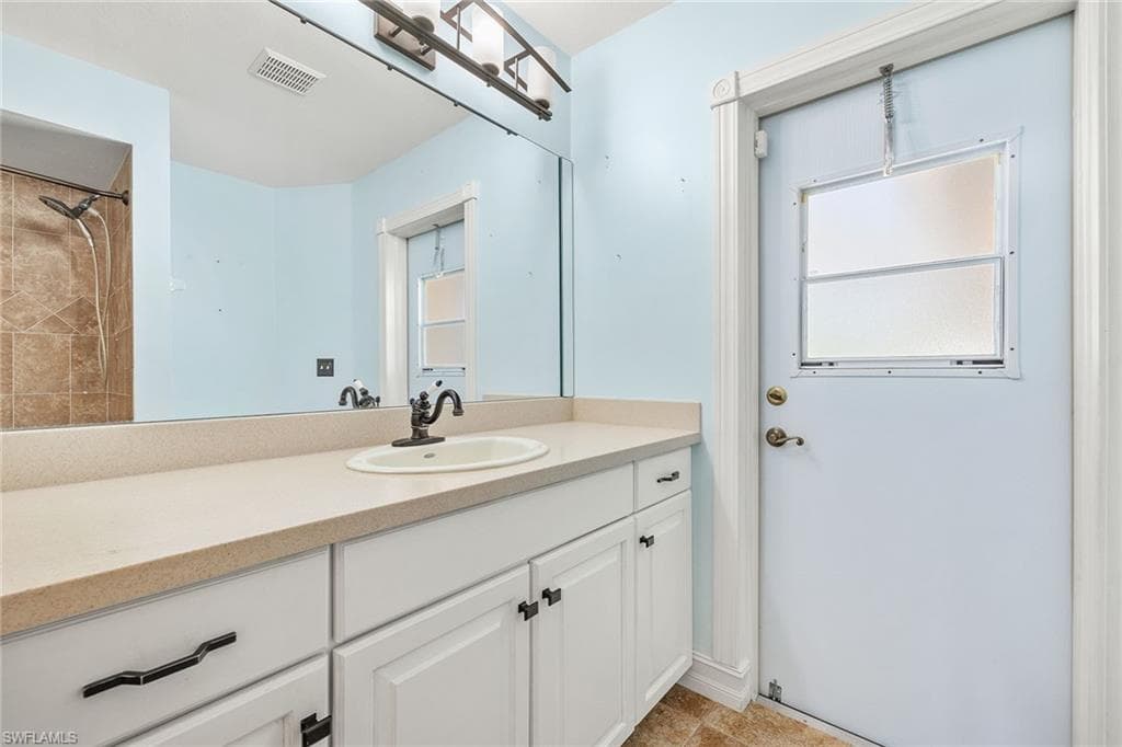2312 31st St, Cape Coral, FL 33993-31
