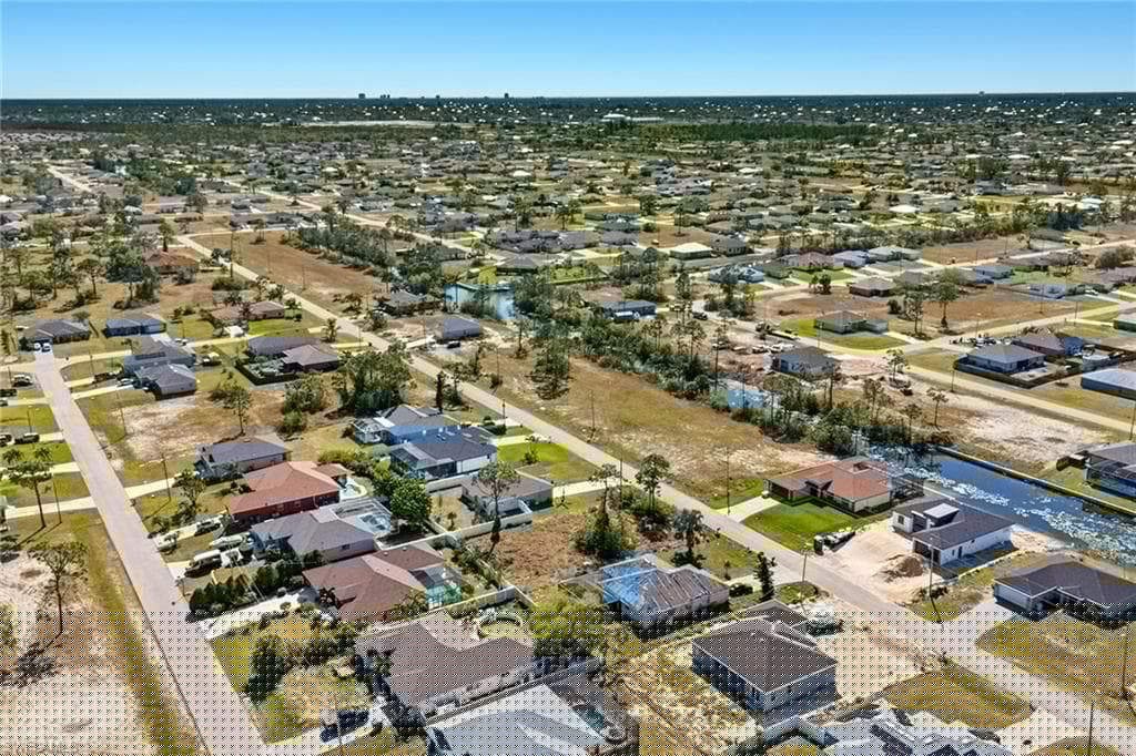 2312 31st St, Cape Coral, FL 33993-50