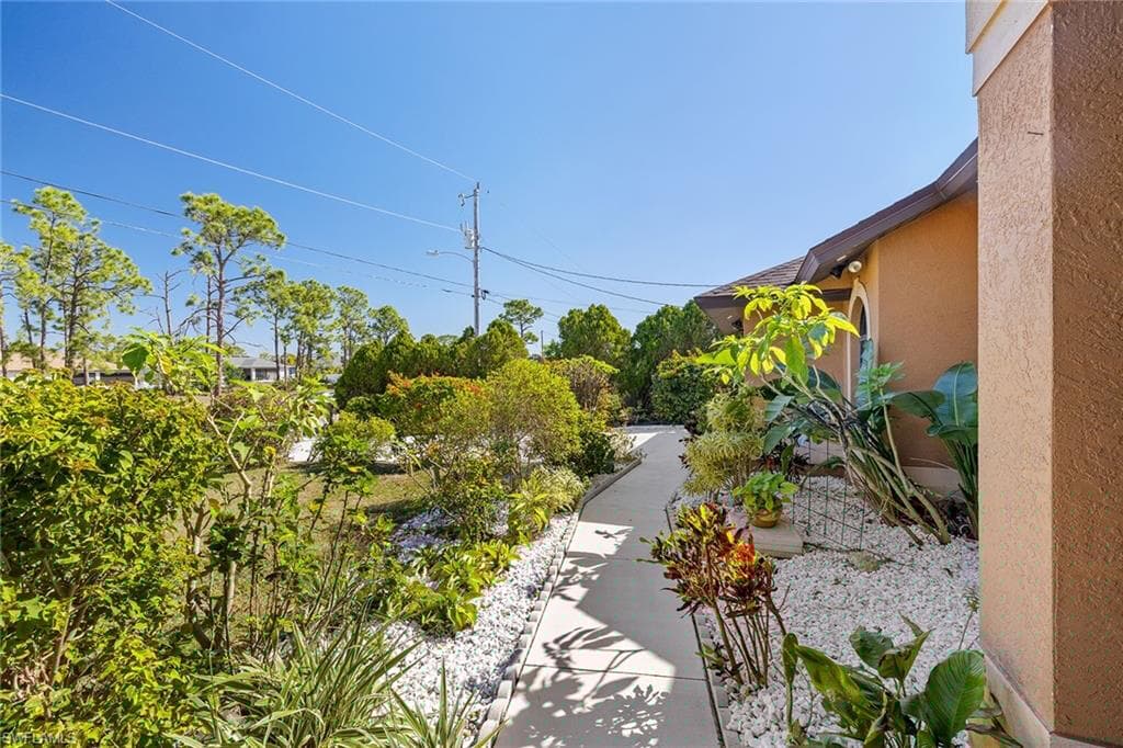 2312 31st St, Cape Coral, FL 33993-6