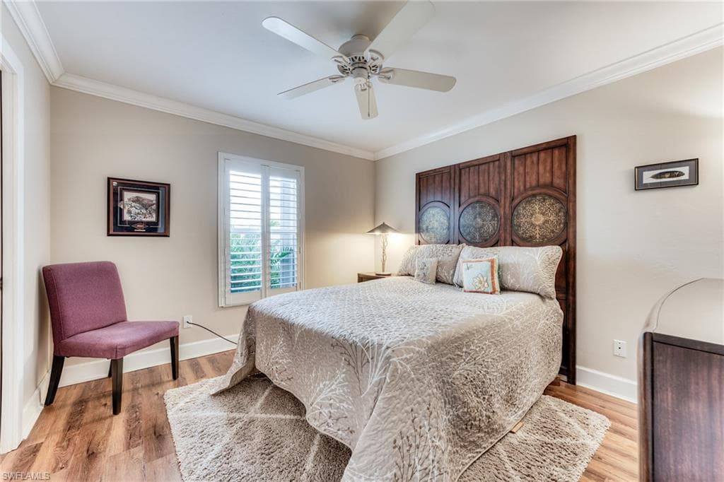 6113 Thresher Dr 202, Naples, FL 34112-19