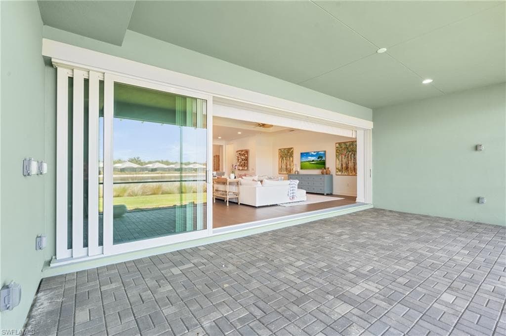 8791 Calypso Ct, Naples, FL 34112-26