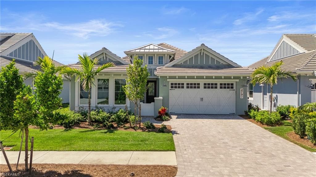 8791 Calypso Ct, Naples, FL 34112-1