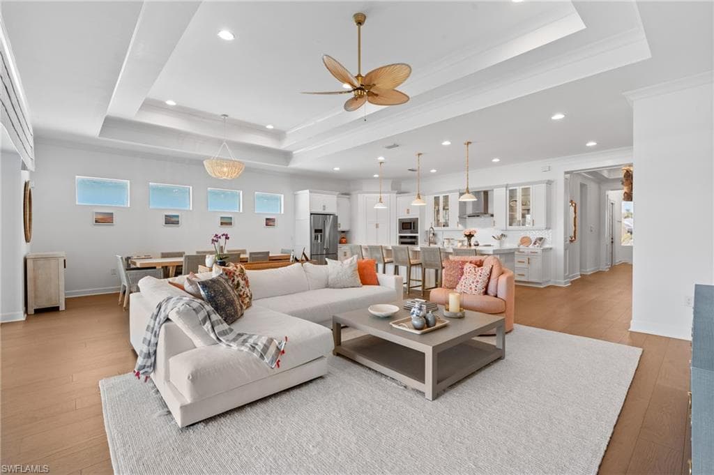 8791 Calypso Ct, Naples, FL 34112-5