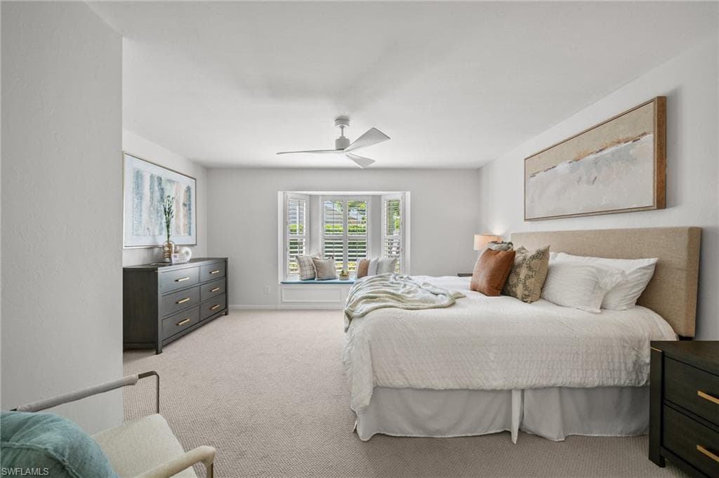 1590 Weybridge Cir 52, Naples, FL 34110-18