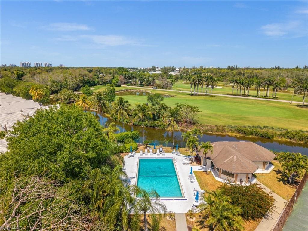 1590 Weybridge Cir 52, Naples, FL 34110-36