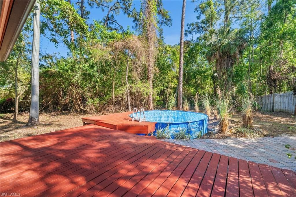 3775 27th Ave SW, Naples, FL 34117-28