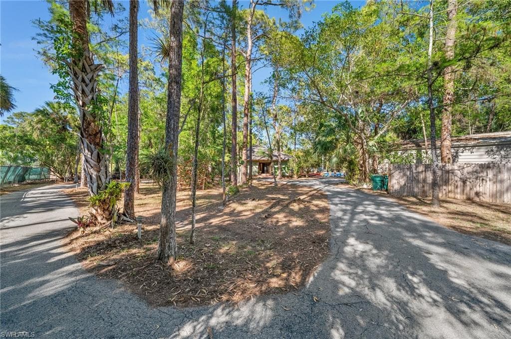 3775 27th Ave SW, Naples, FL 34117-31
