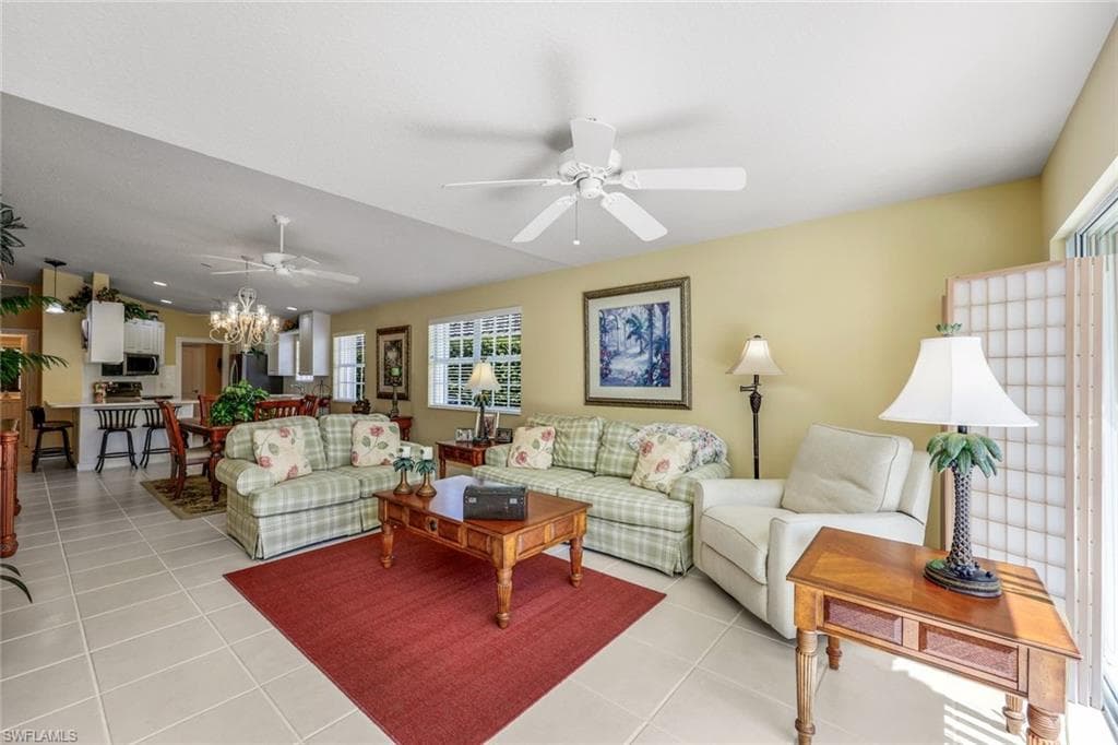 4221 Saint George Ln, Naples, FL 34119-10