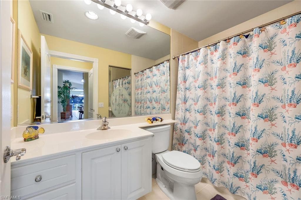 4221 Saint George Ln, Naples, FL 34119-21