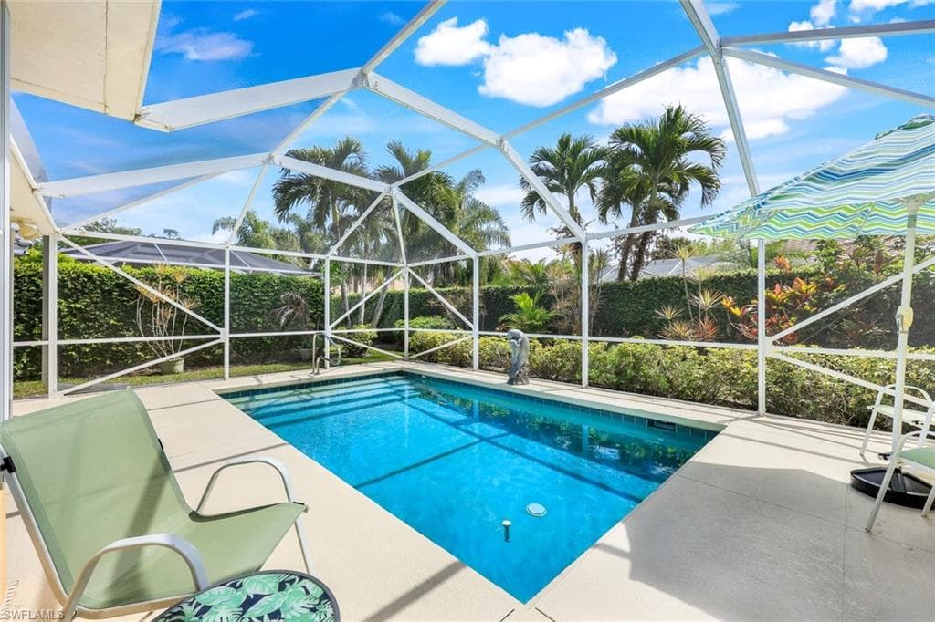 4221 Saint George Ln, Naples, FL 34119-3