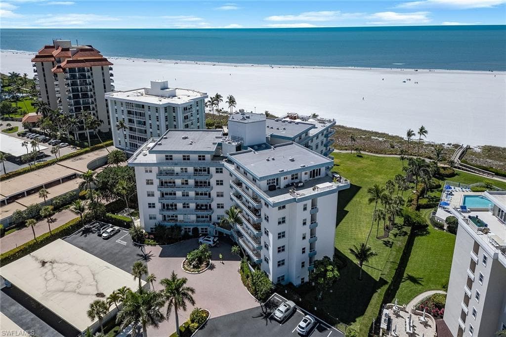 220 Seaview Ct 305, Marco Island, FL 34145-31