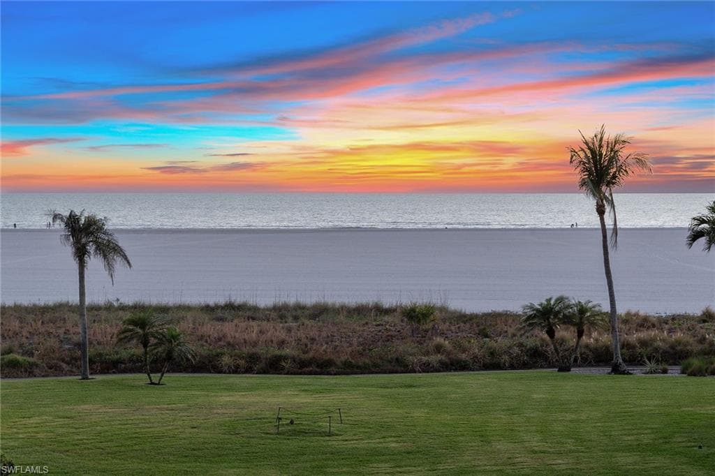 220 Seaview Ct 305, Marco Island, FL 34145-36