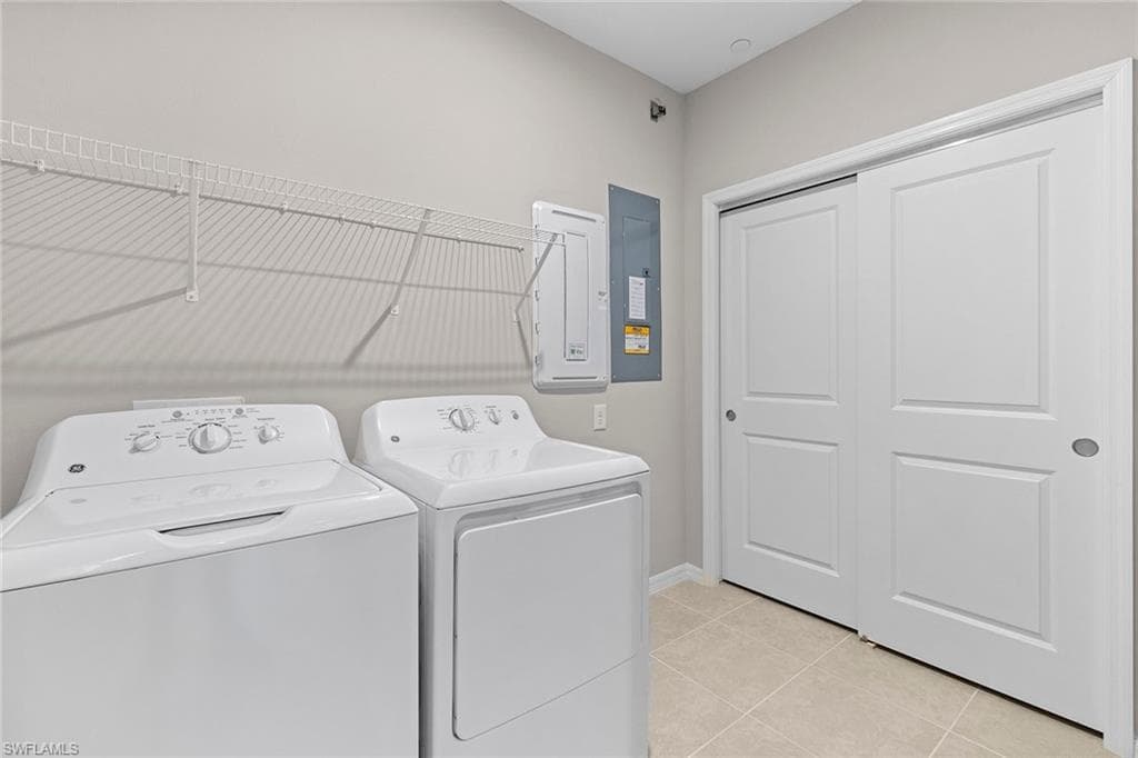 9393 Pocida Ct 104, Naples, FL 34119-19