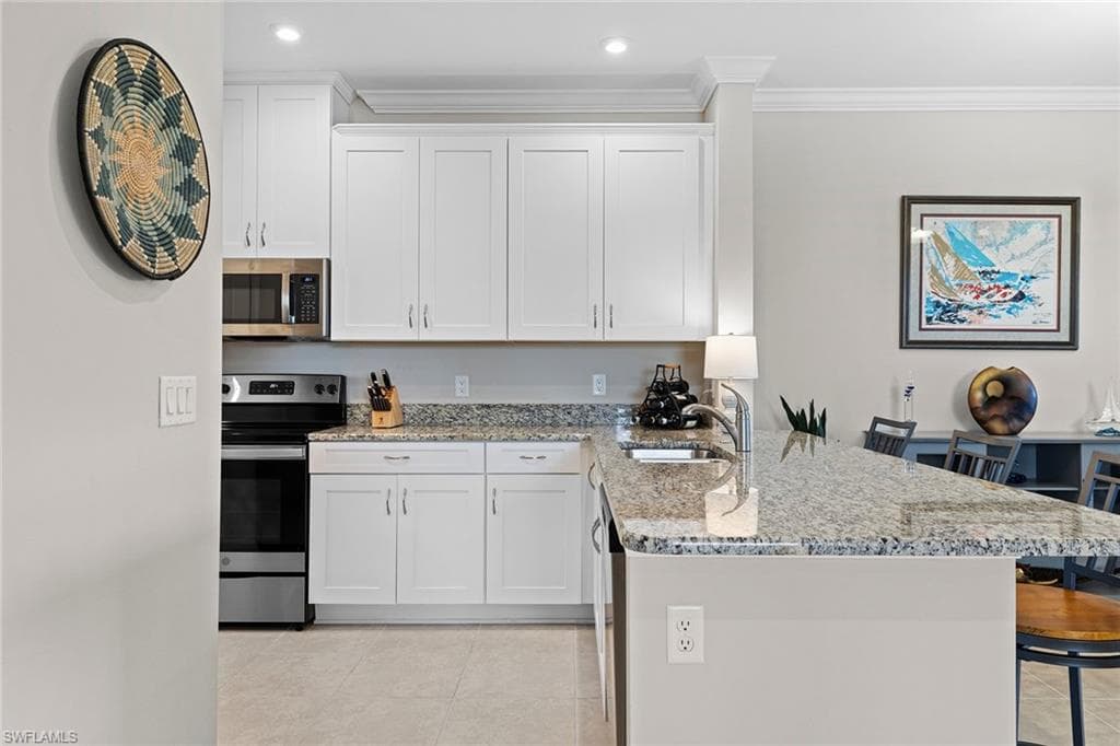 9393 Pocida Ct 104, Naples, FL 34119-7