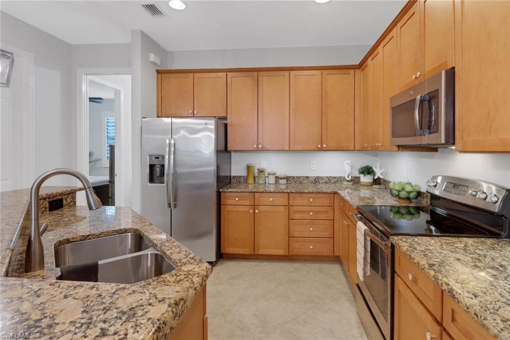 9064 Capistrano St N 5005, Naples, FL 34113-12