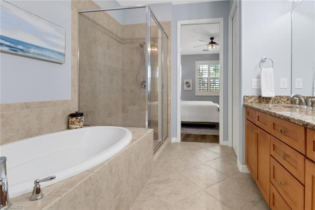 9064 Capistrano St N 5005, Naples, FL 34113-17