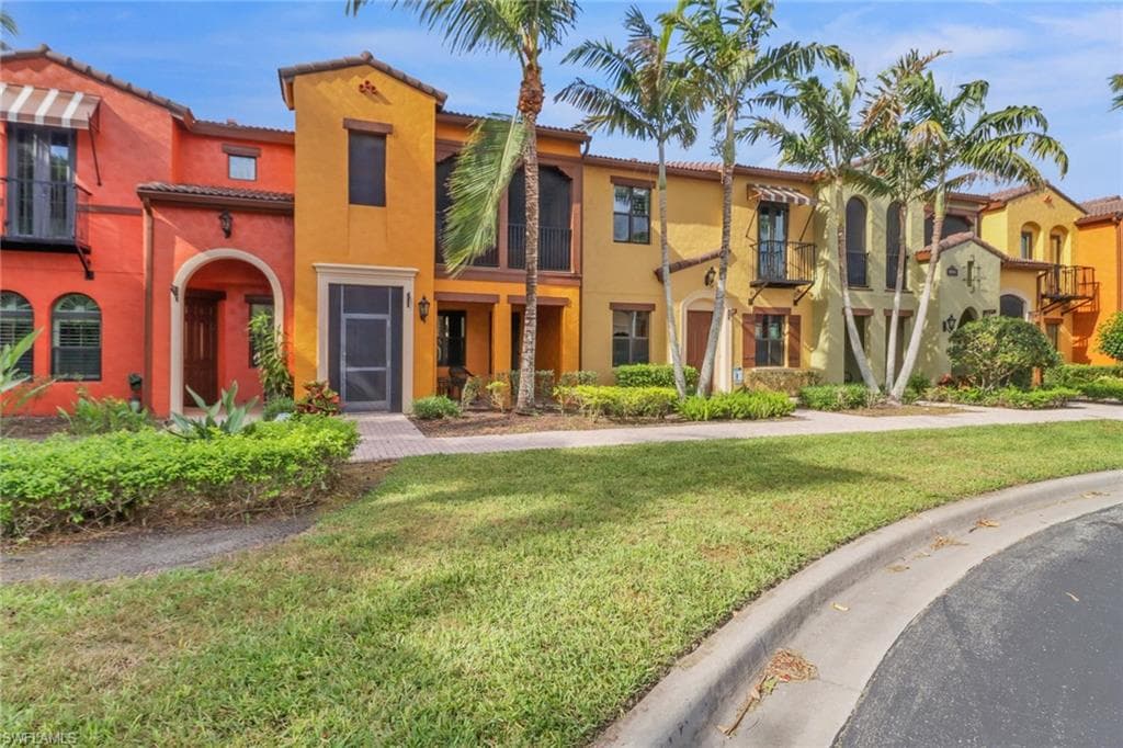 9064 Capistrano St N 5005, Naples, FL 34113-2