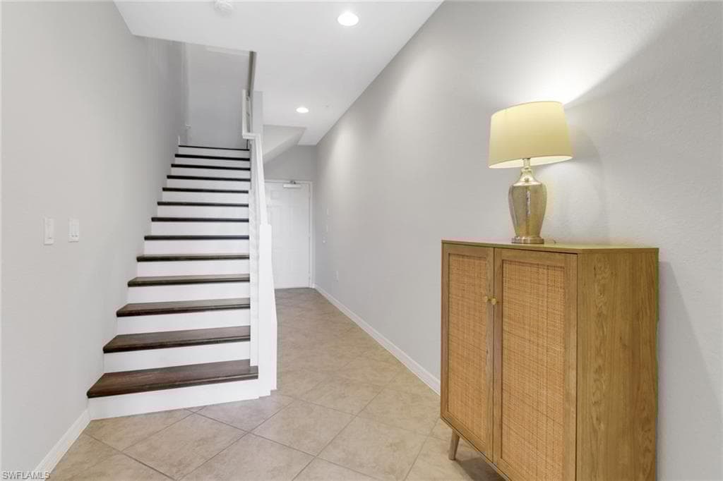 9064 Capistrano St N 5005, Naples, FL 34113-4