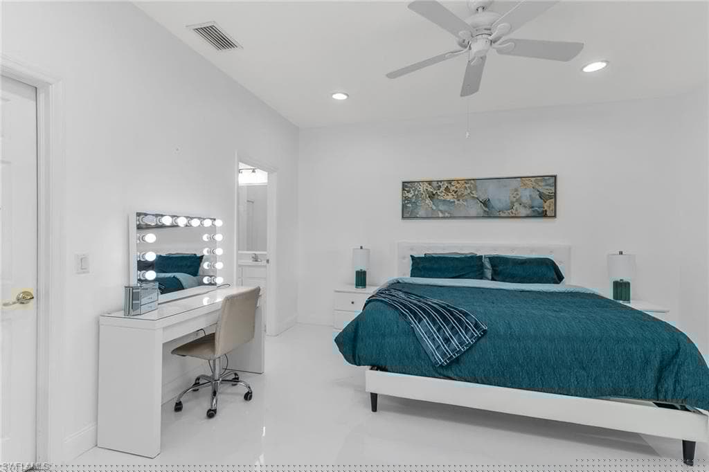 14186 Fall Creek Ct, Naples, FL 34114-19
