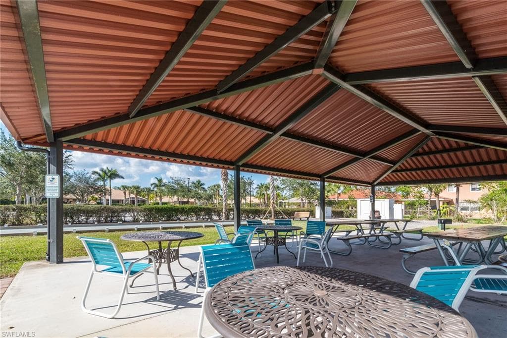 14186 Fall Creek Ct, Naples, FL 34114-25