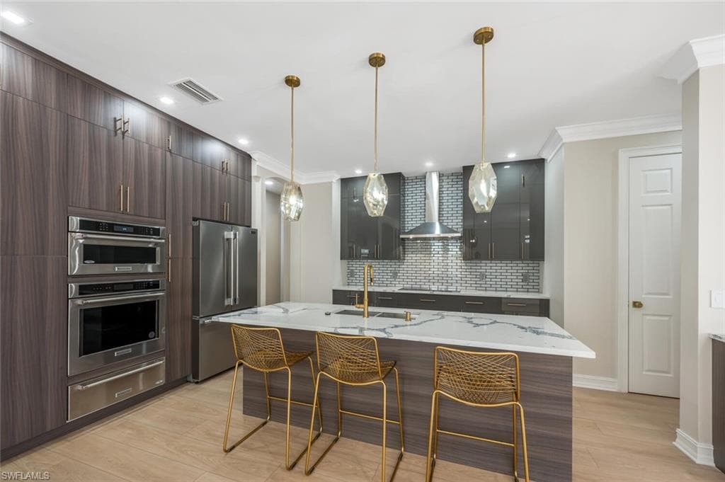 16258 Aberdeen Way, Naples, FL 34110-9