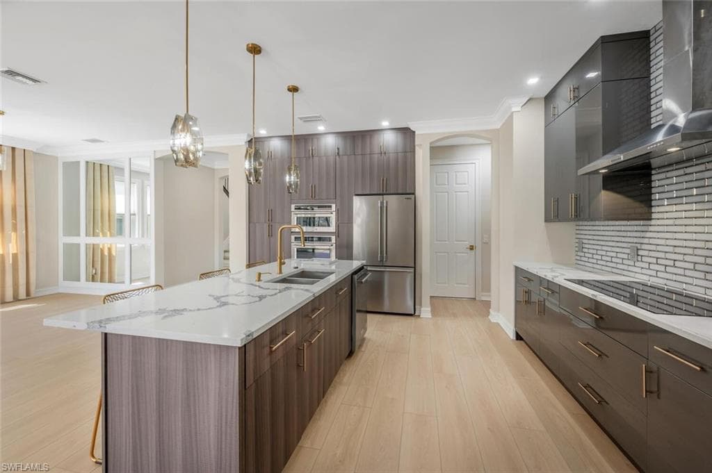 16258 Aberdeen Way, Naples, FL 34110-11
