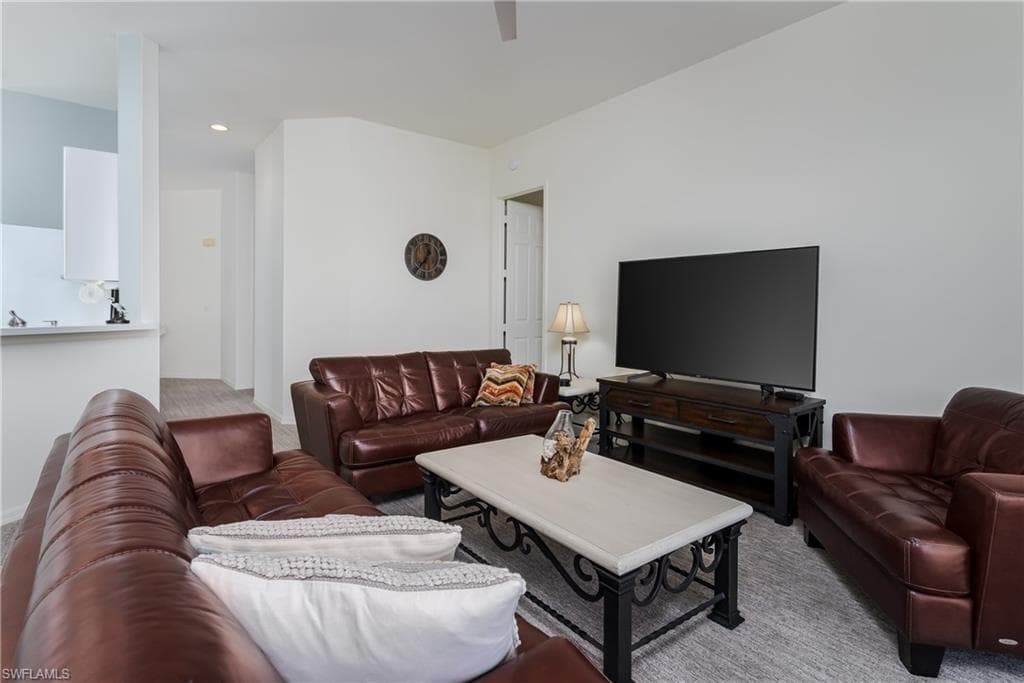 1265 Egrets Lndg 202, Naples, FL 34108-17