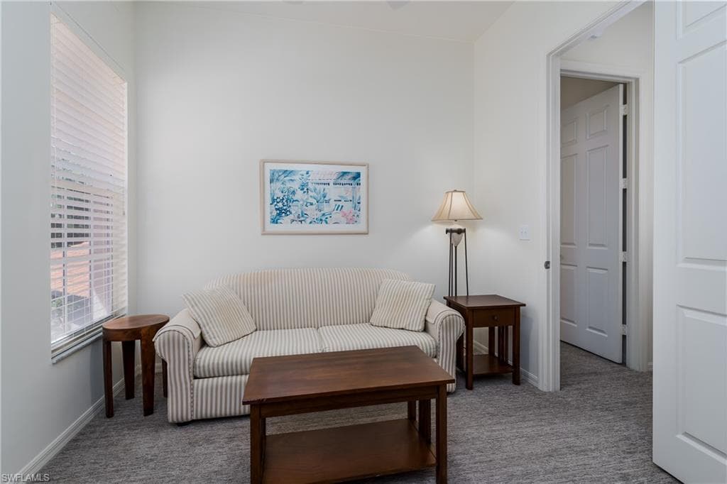 1265 Egrets Lndg 202, Naples, FL 34108-28