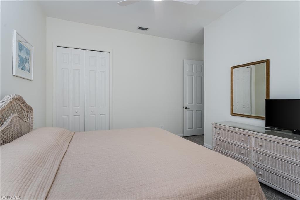 1265 Egrets Lndg 202, Naples, FL 34108-30