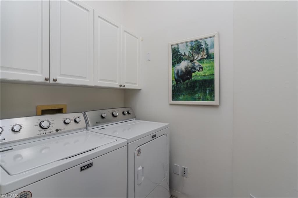 1265 Egrets Lndg 202, Naples, FL 34108-34