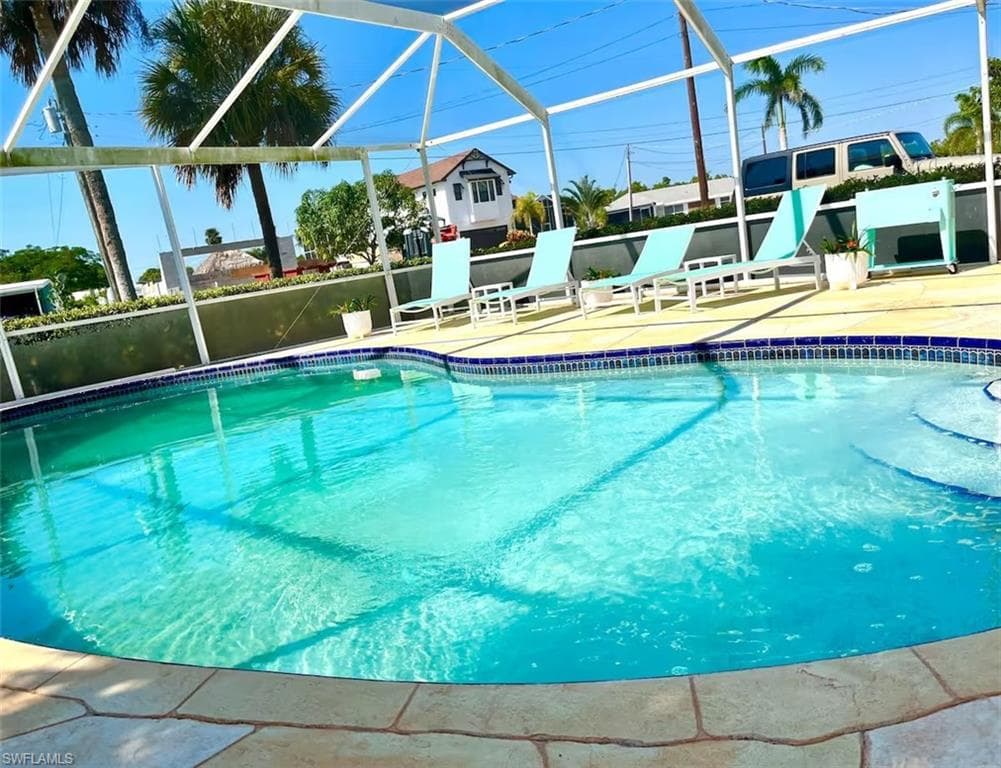 1159 Holiday Ln, Naples, FL 34104-20