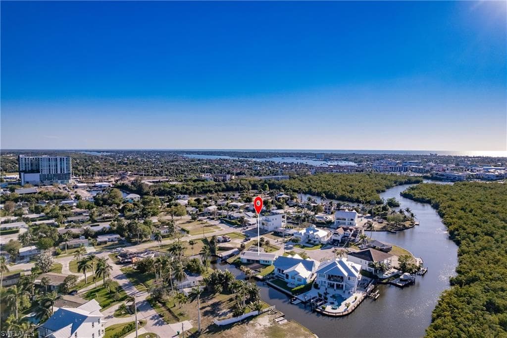 1159 Holiday Ln, Naples, FL 34104-2