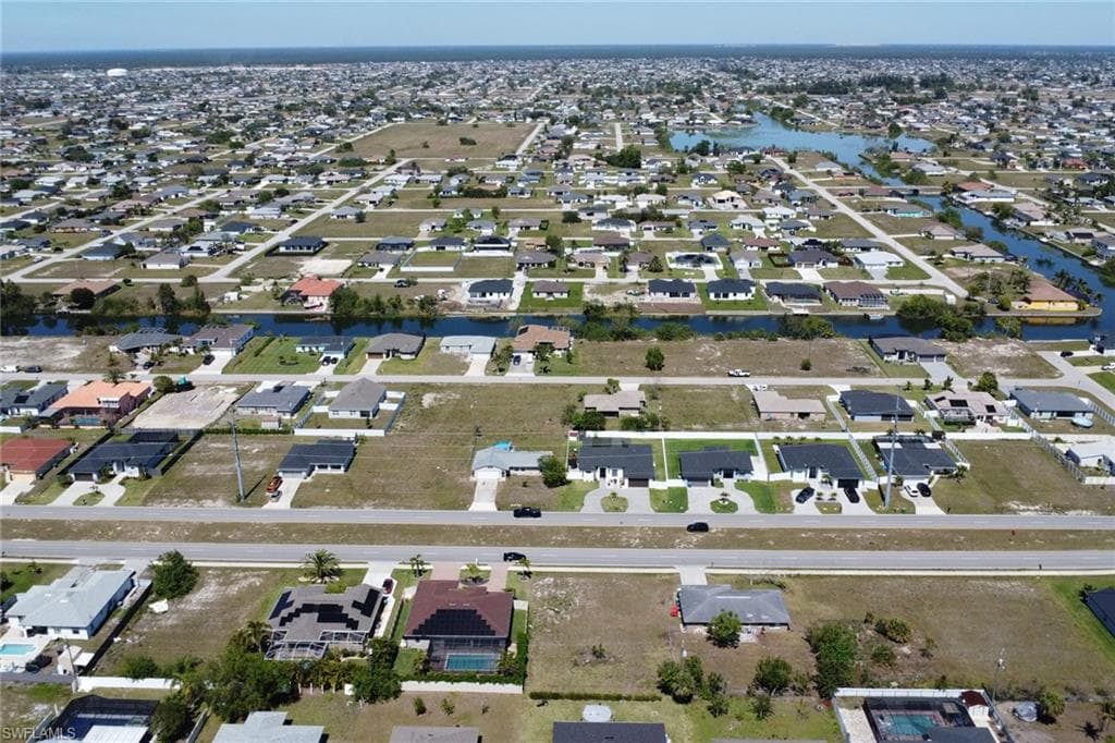 406 Tropicana Pkwy W, Cape Coral, FL 33993-12