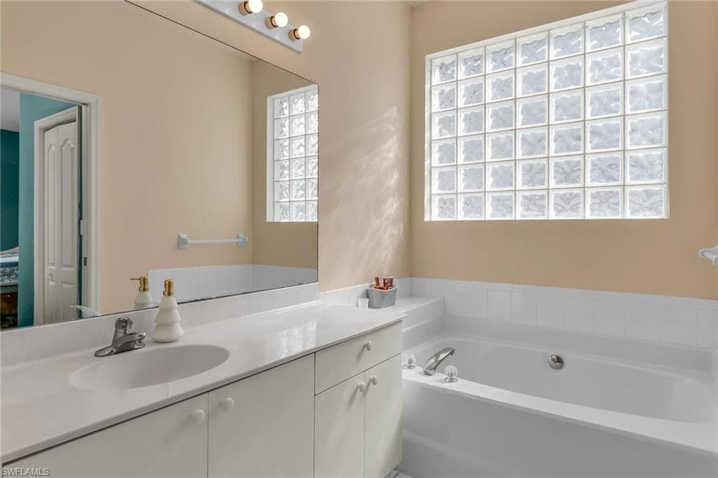 274 Stella Maris Dr S, Naples, FL 34114-16