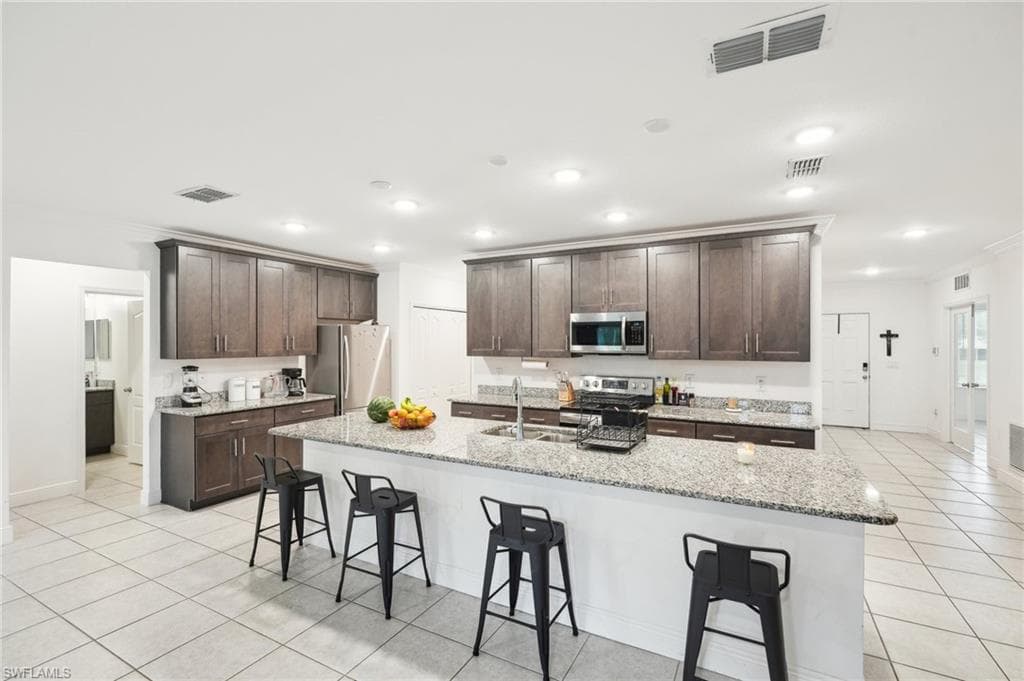 1911 Venice Ave N, Lehigh Acres, FL 33971-11