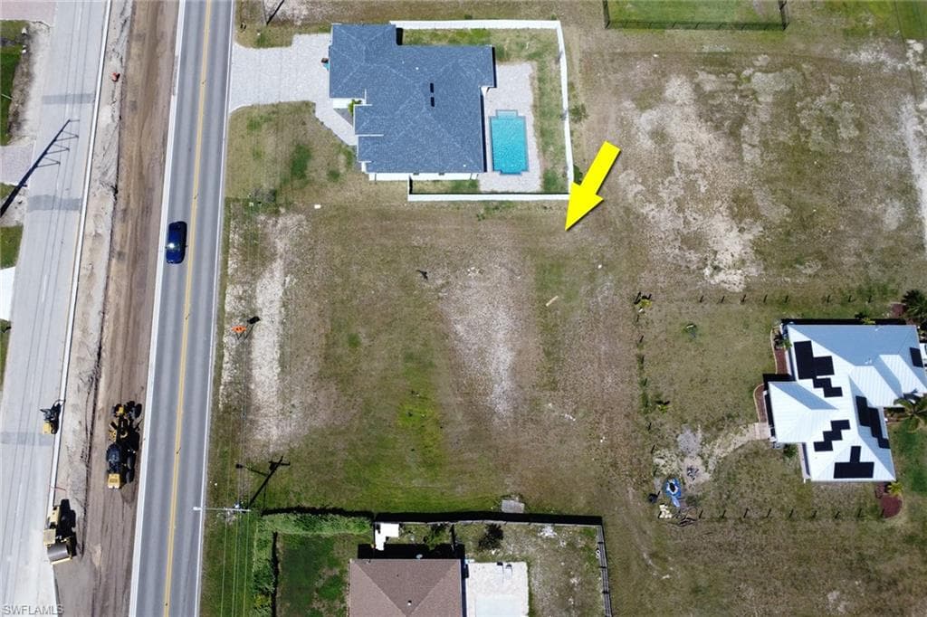 1307 Santa Barbara Blvd N, Cape Coral, FL 33993-10