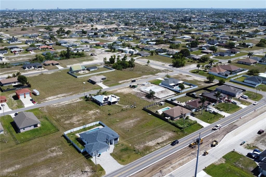 1307 Santa Barbara Blvd N, Cape Coral, FL 33993-5