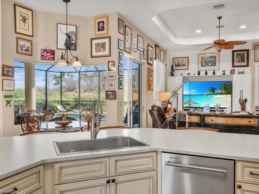 18421 Royal Hammock Blvd, Naples, FL 34114-10