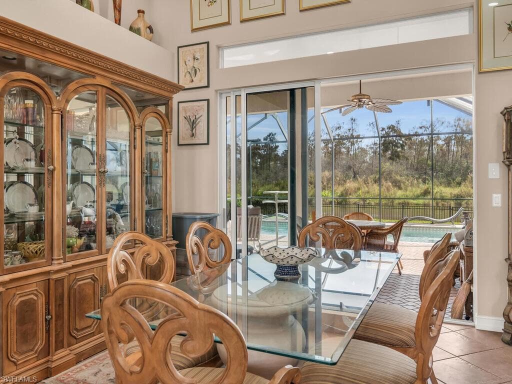 18421 Royal Hammock Blvd, Naples, FL 34114-11