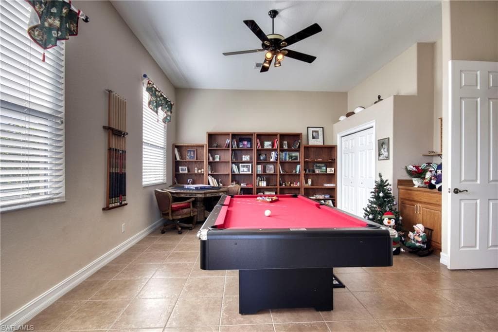 18421 Royal Hammock Blvd, Naples, FL 34114-17