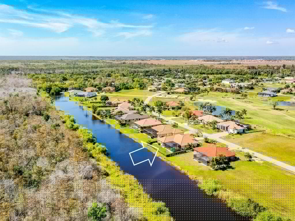 18421 Royal Hammock Blvd, Naples, FL 34114-42