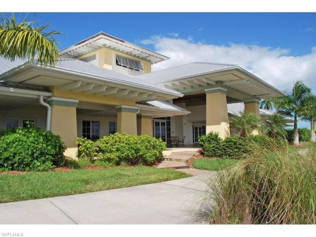 18421 Royal Hammock Blvd, Naples, FL 34114-45