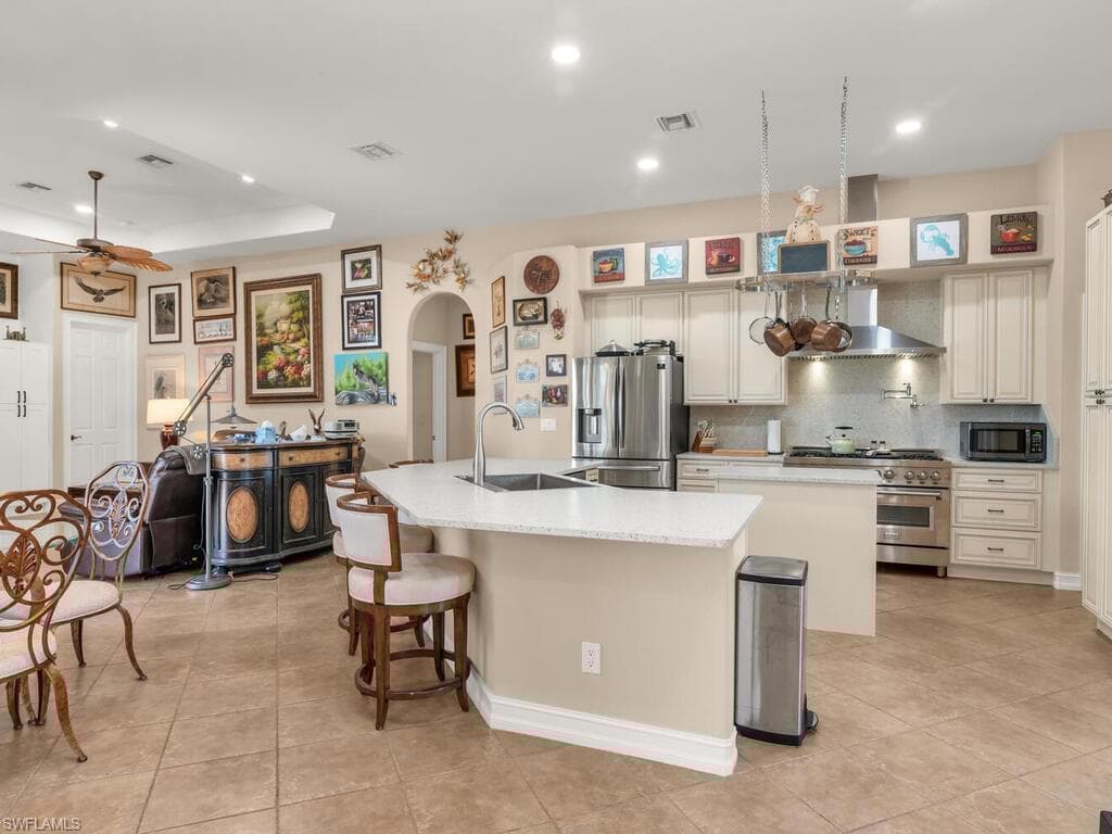 18421 Royal Hammock Blvd, Naples, FL 34114-7