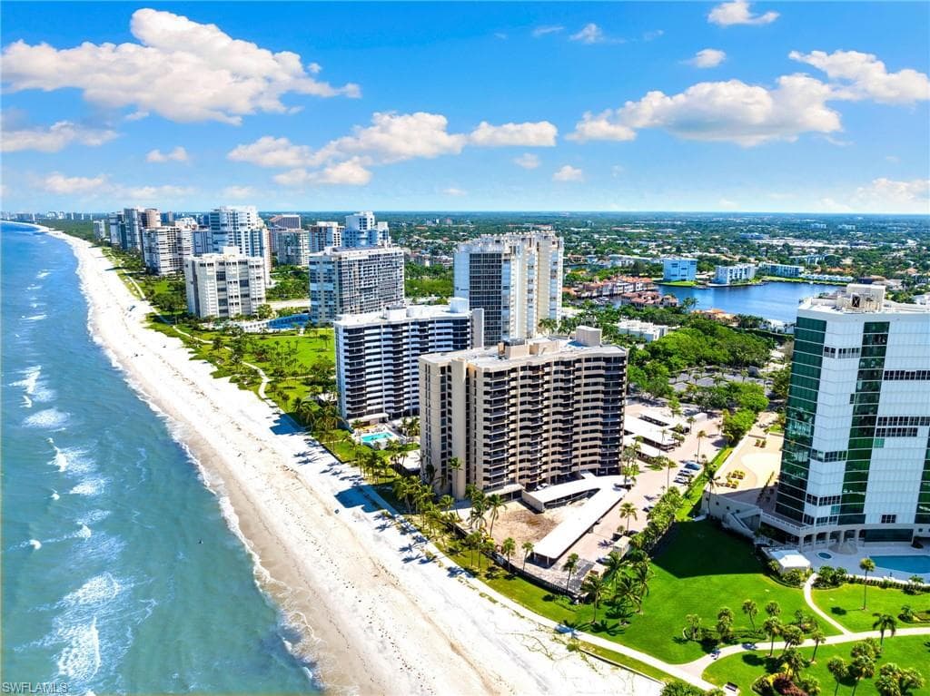 4001 Gulf Shore Blvd N Ph8, Naples, FL 34103-42