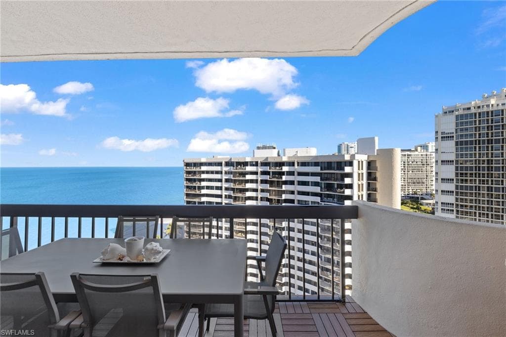 4001 Gulf Shore Blvd N Ph8, Naples, FL 34103-50