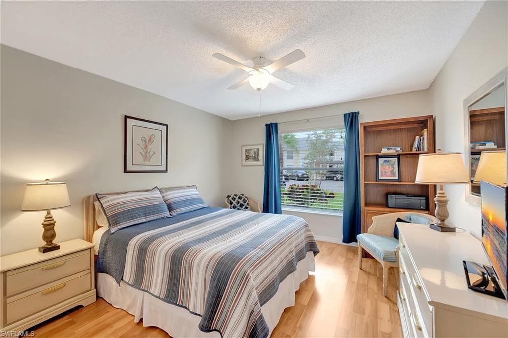 745 Landover Cir 102, Naples, FL 34104-12