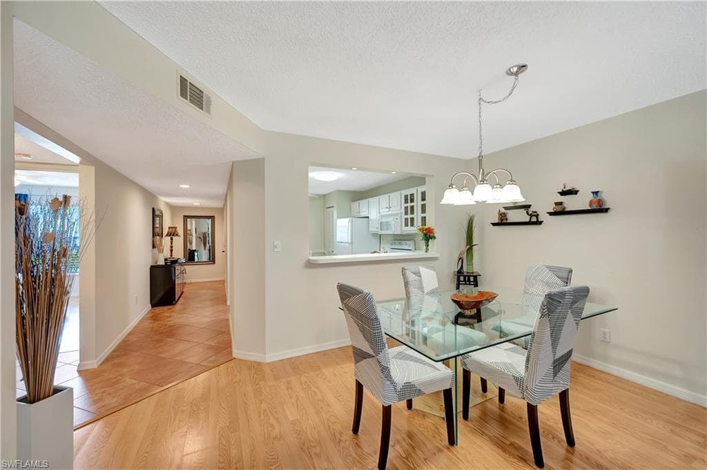 745 Landover Cir 102, Naples, FL 34104-6