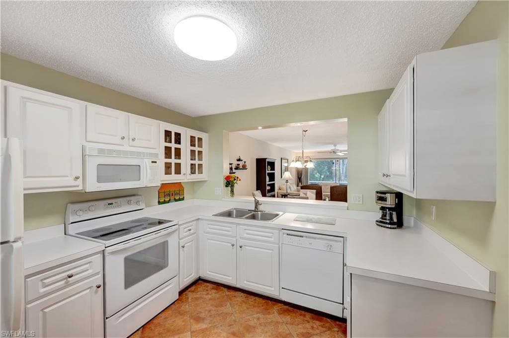 745 Landover Cir 102, Naples, FL 34104-7