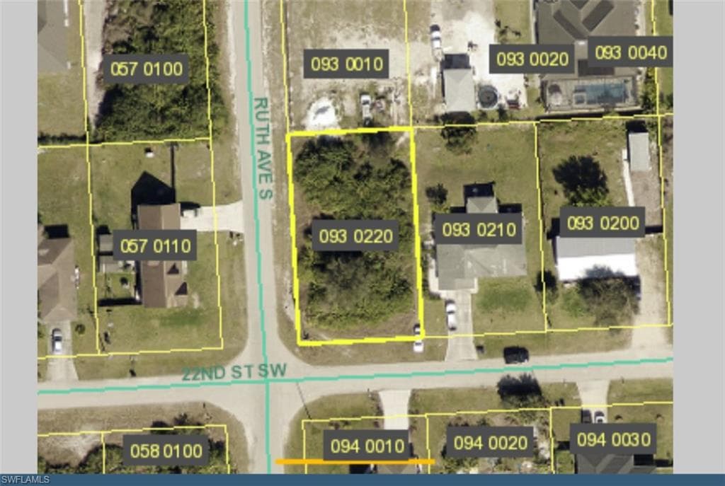 3220 22nd St SW, Lehigh Acres, FL 33976-2